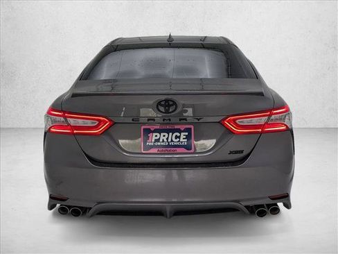 Used 2020 Toyota Camry XSE FWD image 7