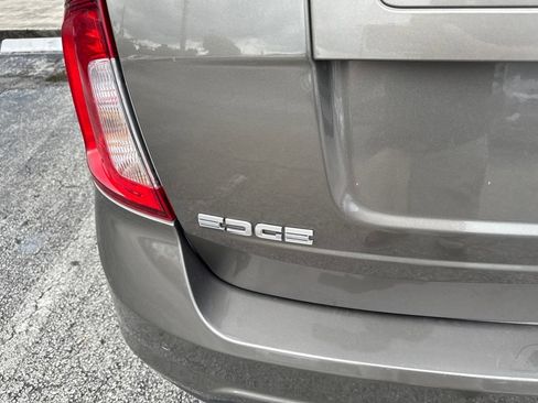 Used 2013 Ford Edge SEL FWD image 11