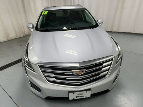 Used 2018 Cadillac XT5 Luxury w/ Driver Awareness Package AWD/4WD image 3