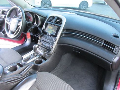 Used 2014 Chevrolet Malibu LT FWD image 18