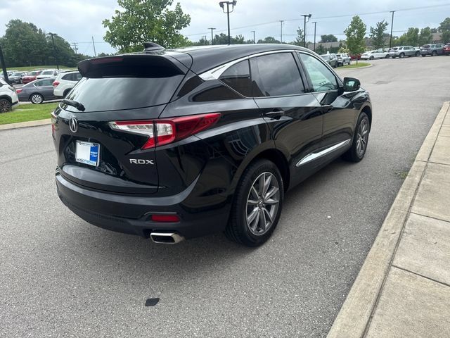 Used 2023 Acura RDX w/ Technology Package FWD image 4