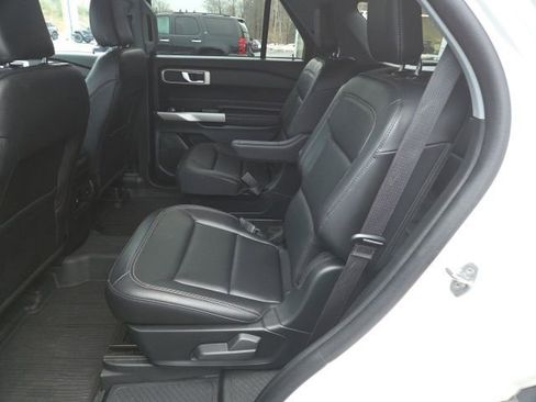 Used 2023 Ford Explorer XLT w/ Equipment Group 202A image 26