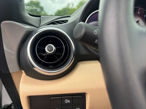 Used 2025 MAZDA MX-5 Miata RF Grand Touring RWD image 14