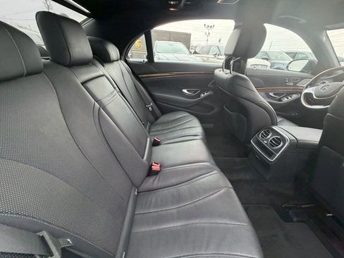 Used 2016 Mercedes-Benz S 550 4MATIC Sedan image 18