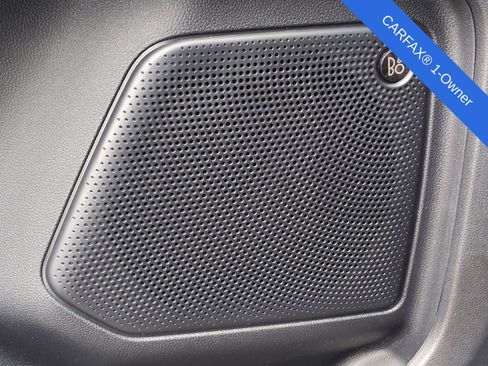 Used 2020 Ford Escape Titanium image 32