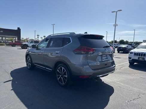 Used 2019 Nissan Rogue SL w/ Premium Package FWD image 8