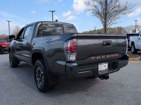 Used 2021 Toyota Tacoma TRD Off-Road w/ TRD Premium Off Road Package image 7