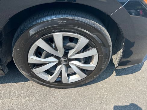 Used 2025 Honda Civic LX image 5
