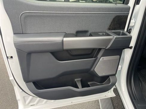 New 2026 Ford F250 Lariat RWD image 17
