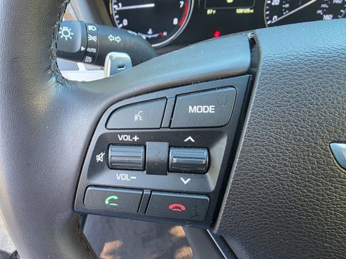 Used 2016 Hyundai Genesis 3.8 image 17