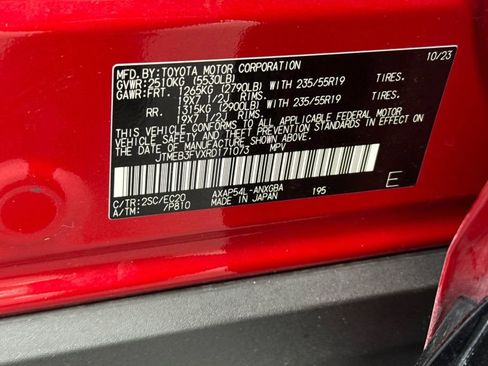 Used 2024 Toyota RAV4 XSE AWD/4WD image 42