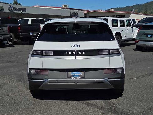 Used 2024 Hyundai Ioniq 5 SE RWD image 13