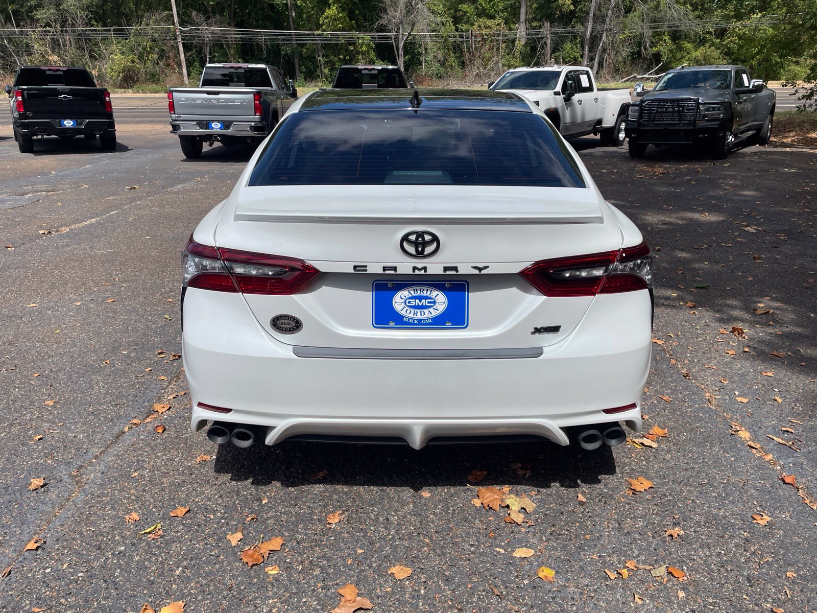 Used 2024 Toyota Camry XSE FWD image 5