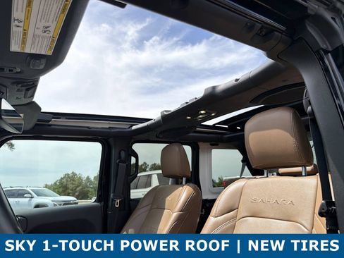 Used 2023 Jeep Wrangler Unlimited Sahara w/ Cold Weather Group AWD/4WD image 28
