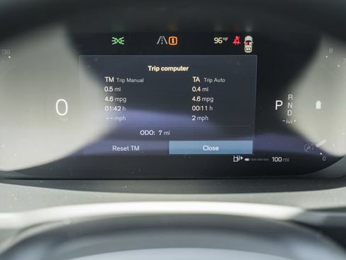 New 2026 Volvo XC90 B6 Plus w/ Protection Package Premier AWD/4WD image 45