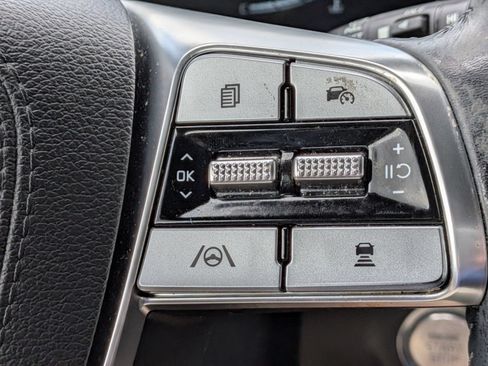 Certified 2023 Kia Telluride EX w/ EX Captain's Chair Package FWD image 31