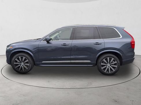 Certified 2025 Volvo XC90 B5 Core w/ Protection Package Premier AWD/4WD image 8