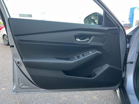 New 2025 Honda Accord SE image 11