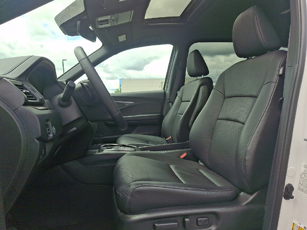 Used 2023 Honda Passport EX-L image 13