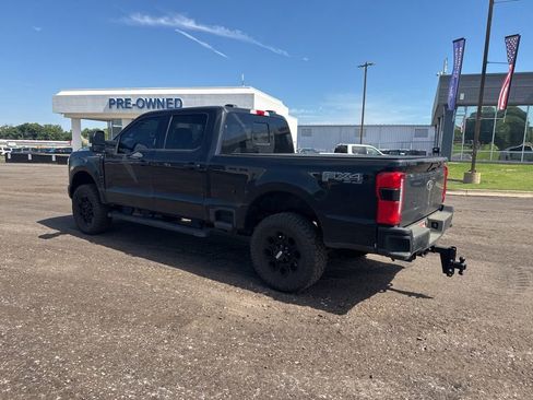 Used 2024 Ford F250 XLT w/ Black Appearance Package AWD/4WD image 11