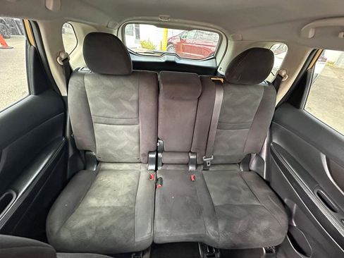 Used 2014 Nissan Rogue S image 13