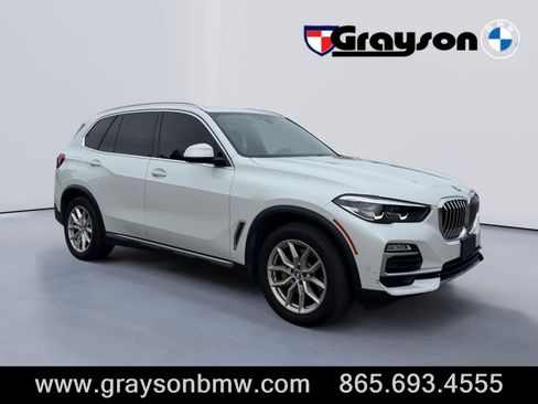 Used 2019 BMW X5 xDrive40i w/ Premium Package 2 AWD/4WD image 1