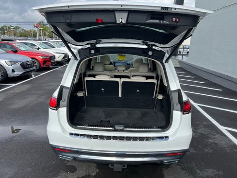 Used 2022 Mercedes-Benz GLS 450 4MATIC image 18