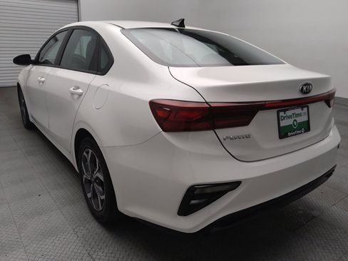 Used 2021 Kia Forte LXS FWD image 5