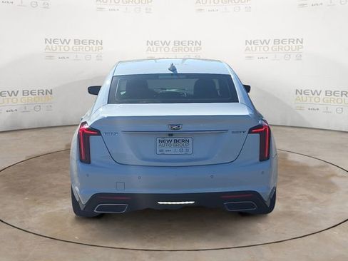 Used 2022 Cadillac CT5 Luxury w/ Cold Weather Package RWD image 4