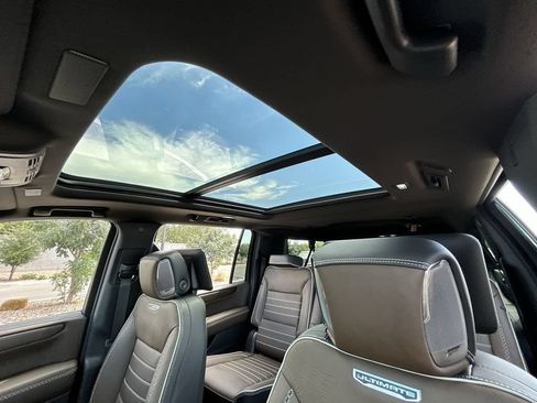New 2026 GMC Yukon XL Denali Ultimate AWD/4WD image 19