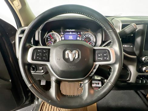 Used 2022 RAM 2500 Big Horn w/ Level A Equipment Group AWD/4WD image 17