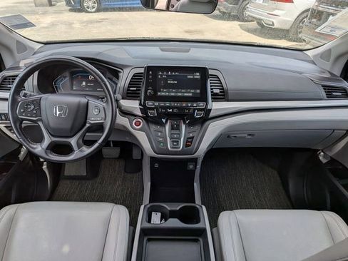 Used 2024 Honda Odyssey EX-L image 17