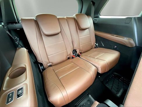 Certified 2025 Mercedes-Benz GLS 580 4MATIC image 28