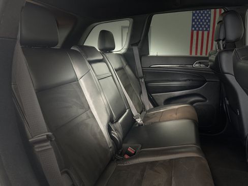 Used 2020 Jeep Grand Cherokee Altitude AWD/4WD image 25