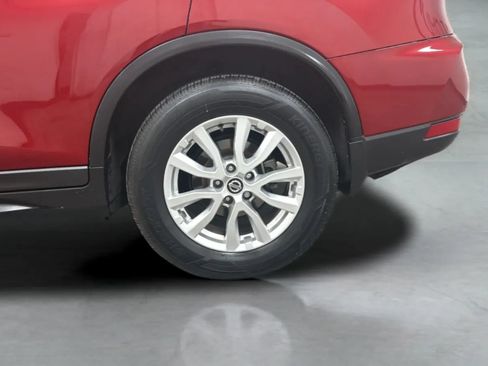 Used 2019 Nissan Rogue SV FWD image 28