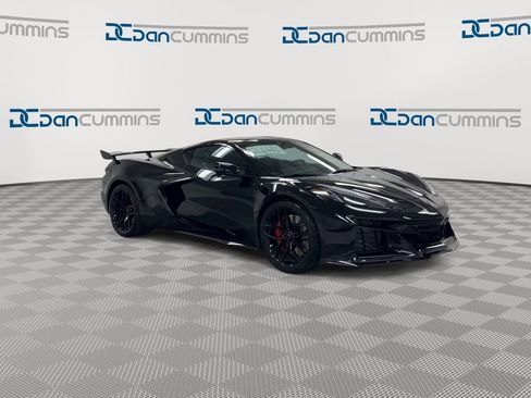 New 2026 Chevrolet Corvette Z06 RWD image 2