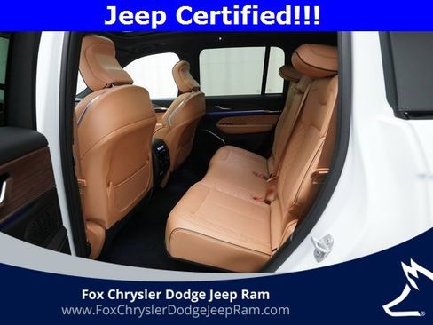 Certified 2023 Jeep Grand Cherokee Summit image 16