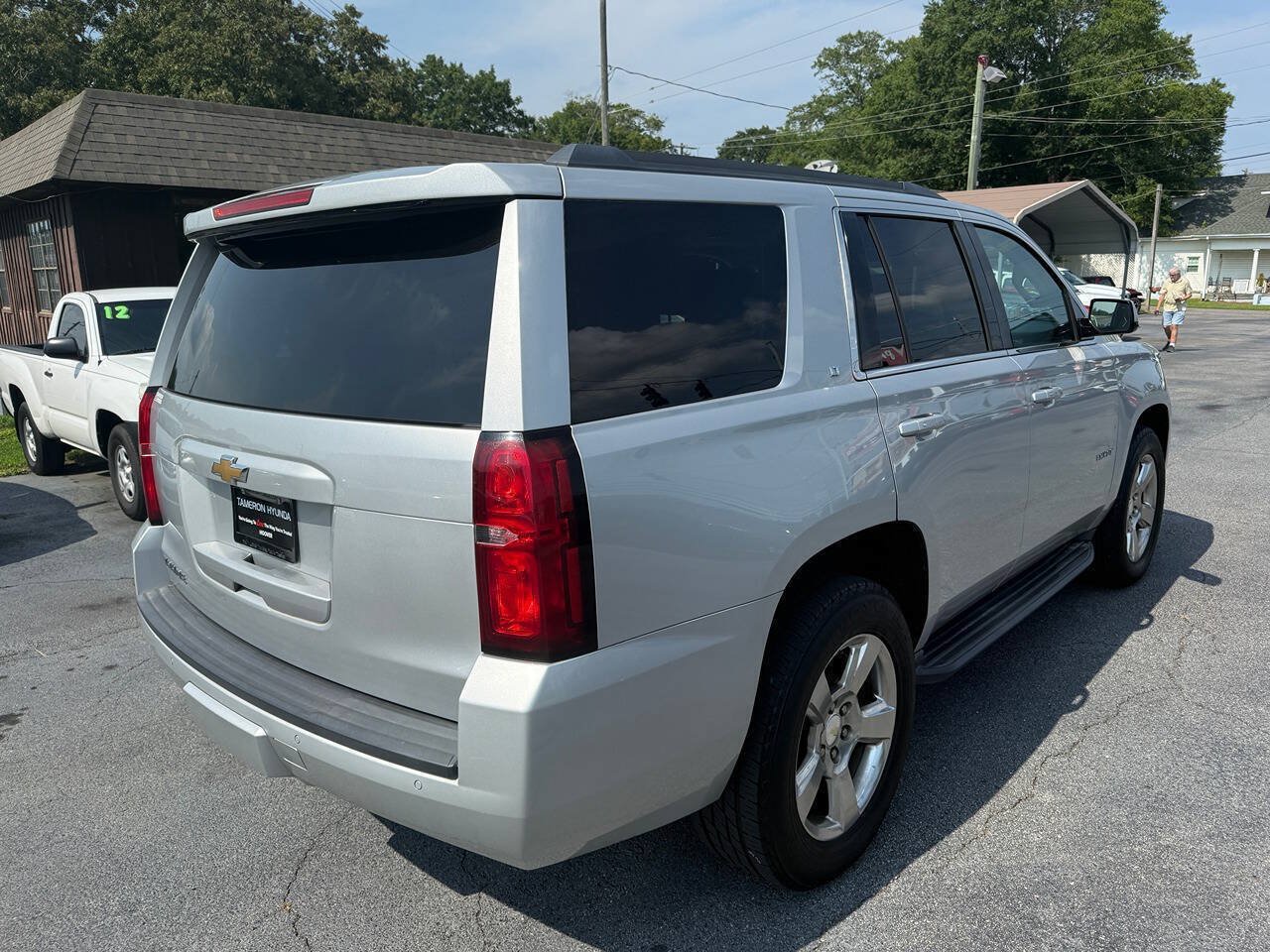 Used 2016 Chevrolet Tahoe LT RWD image 4