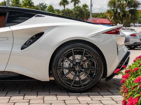 Used 2025 Lotus Emira RWD image 44
