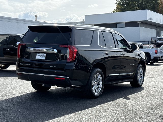 Used 2023 GMC Yukon SLT AWD/4WD image 3