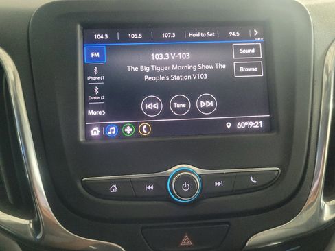 Used 2021 Chevrolet Equinox LS w/ LS Convenience Package FWD image 25