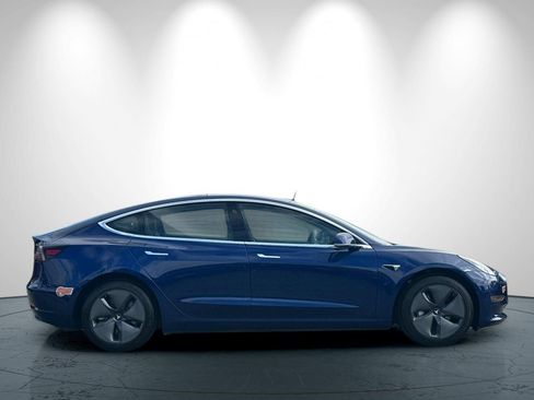 Used 2019 Tesla Model 3 Standard Range Plus RWD image 3