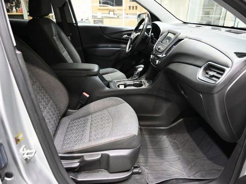 Used 2022 Chevrolet Equinox LT image 10