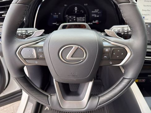Used 2025 Lexus RX 350 w/ Convenience Package AWD/4WD image 29