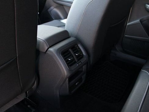 New 2025 Volkswagen Taos SEL AWD/4WD image 21