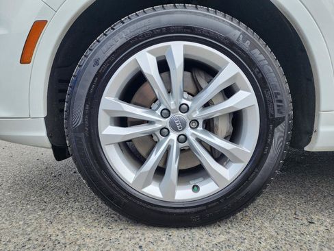 Used 2017 Audi Q7 3.0T Premium AWD/4WD image 47