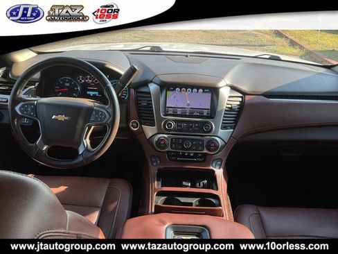 Used 2019 Chevrolet Suburban Premier RWD image 21