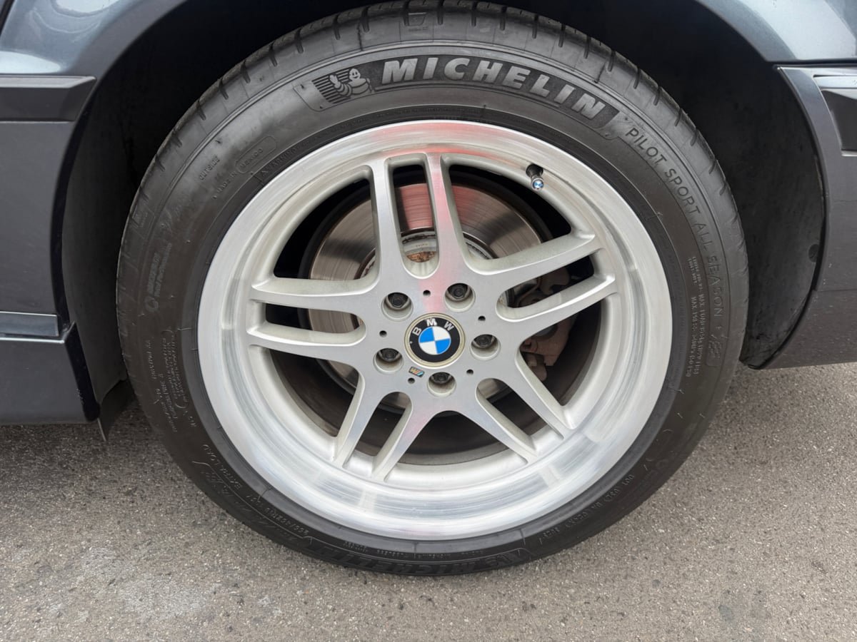 Used 2001 BMW 740iL RWD image 21