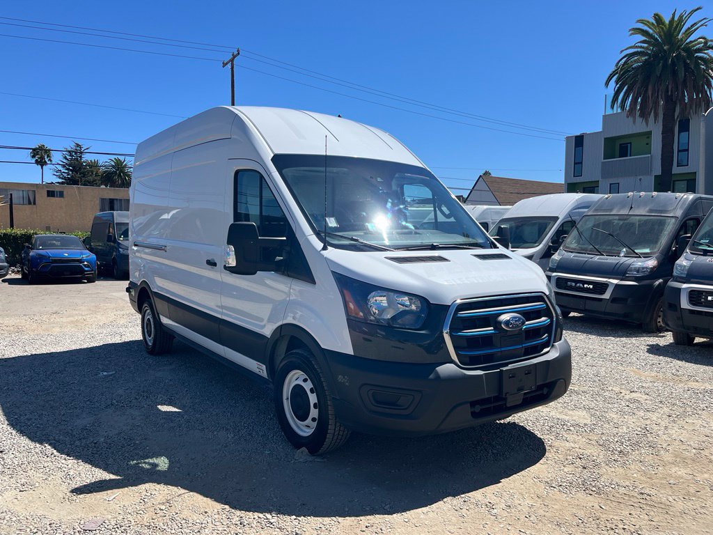 Used 2022 Ford E-Transit 148 High Roof w/ Load Area Protection Package RWD image 3
