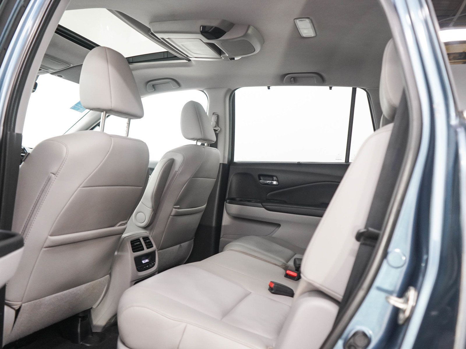 Used 2019 Honda Pilot EX-L image 19